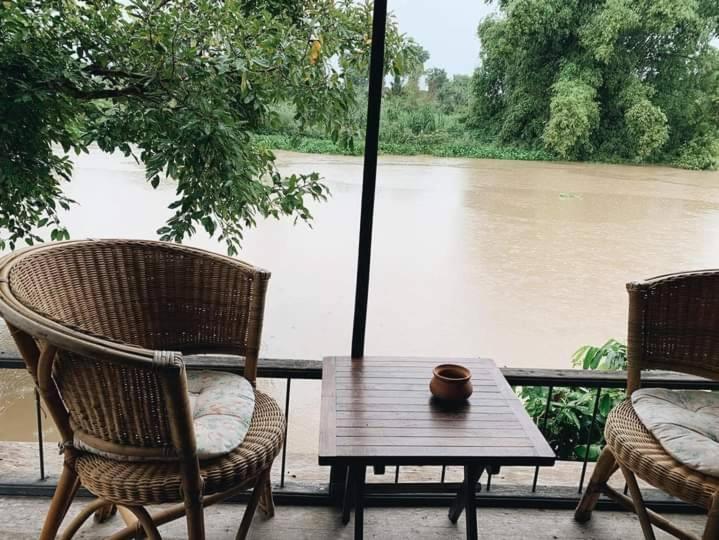 Rustic​ Charm​ Suphan​ Ban Tha Pong Eksteriør billede