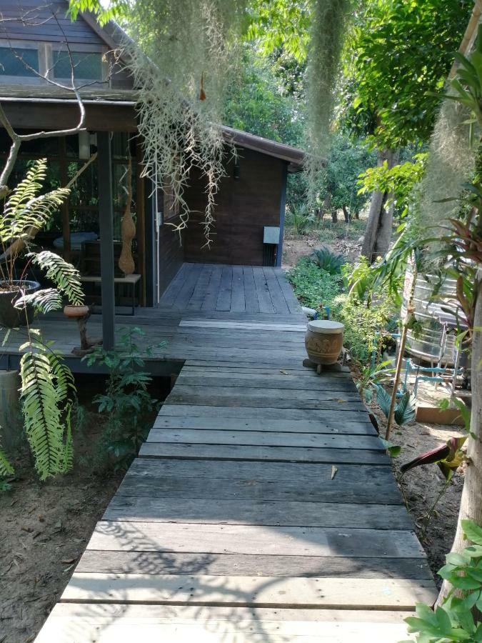 Rustic​ Charm​ Suphan​ Ban Tha Pong Eksteriør billede