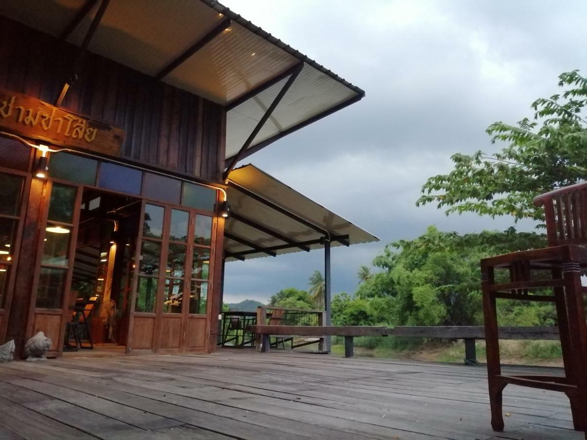 Rustic​ Charm​ Suphan​ Ban Tha Pong Eksteriør billede